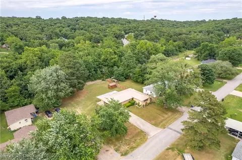 View/Area - 2901 Memphis St, Fort Smith, AR 72901 photo 2 of 3