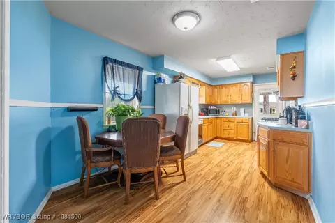 Entry Way - 2901 Memphis St, Fort Smith, AR 72901 photo 3 of 3