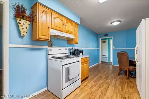 Entry Way - 2901 Memphis St, Fort Smith, AR 72901 photo 2 of 3