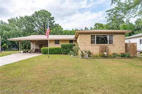 Exterior - 2901 Memphis St, Fort Smith, AR 72901 photo 3 of 9