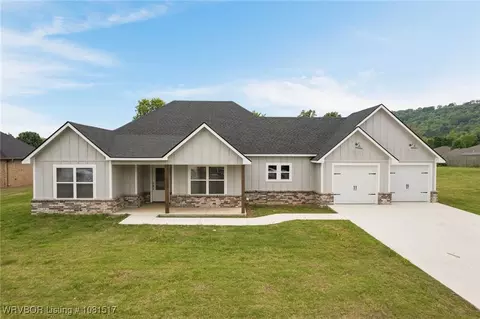 205 Wapiti, Poteau, OK 74953