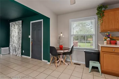 Entry Way - 3909 S Q St, Fort Smith, AR 72903 photo 1 of 1
