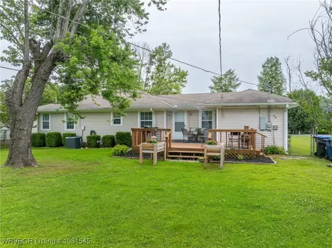 Exterior - 3909 S Q St, Fort Smith, AR 72903 photo 9 of 13