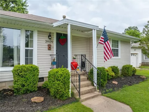 Other - 3909 S Q St, Fort Smith, AR 72903 photo 1 of 8