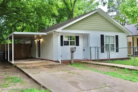 2004 N 13th St, Fort Smith, AR 72904
