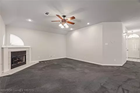 Living - 7004 Millennium Dr, Fort Smith, AR 72916 photo 2 of 4