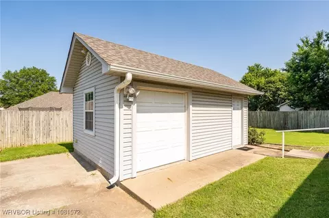 Exterior - 7004 Millennium Dr, Fort Smith, AR 72916 photo 8 of 8