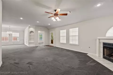 Living - 7004 Millennium Dr, Fort Smith, AR 72916 photo 3 of 4