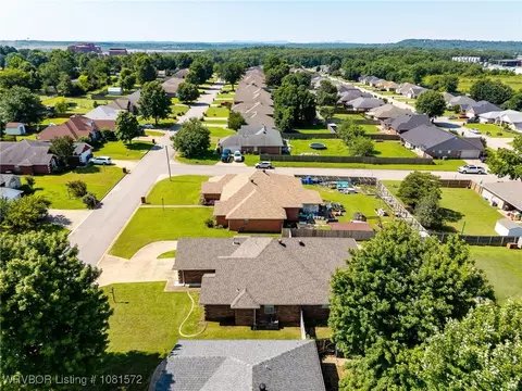 View/Area - 7004 Millennium Dr, Fort Smith, AR 72916 photo 4 of 8