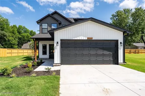 9009 Carson Way, Fort Smith, AR 72908