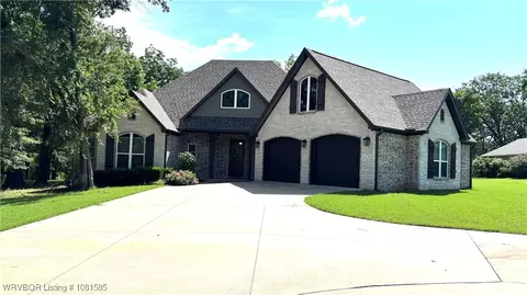 218 Waterfront Cir, Alma, AR 72921