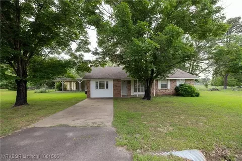 1402 J St, Danville, AR 72833
