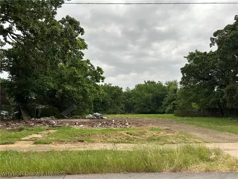 3705 Newlon Rd, Fort Smith, AR 72904 photo 1