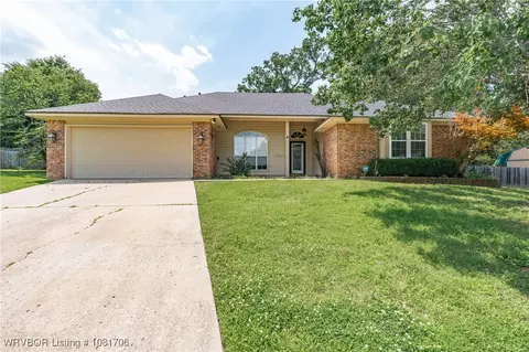 10116 Hanover Ct, Fort Smith, AR 72908 photo 2