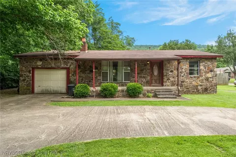 604 Highway 71, Mountainburg, AR 72946