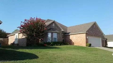 708 Windbrook Ct, Fort Smith, AR 72908