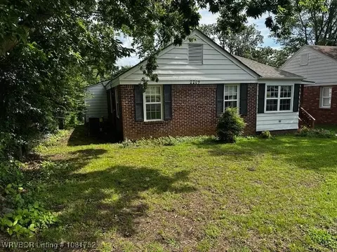 2209 S S St, Fort Smith, AR 72901