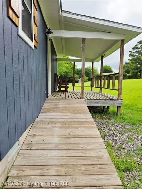 Exterior - 3516 E Walnut St, Paris, AR 72855 photo 2 of 4