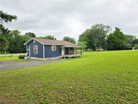 Exterior - 3516 E Walnut St, Paris, AR 72855 photo 3 of 4