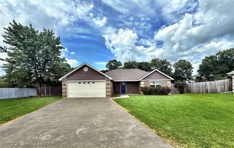 900 S Mattox Ln, Sallisaw, OK 74955