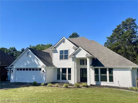 1011 Fir Dr, Van Buren, AR 72956