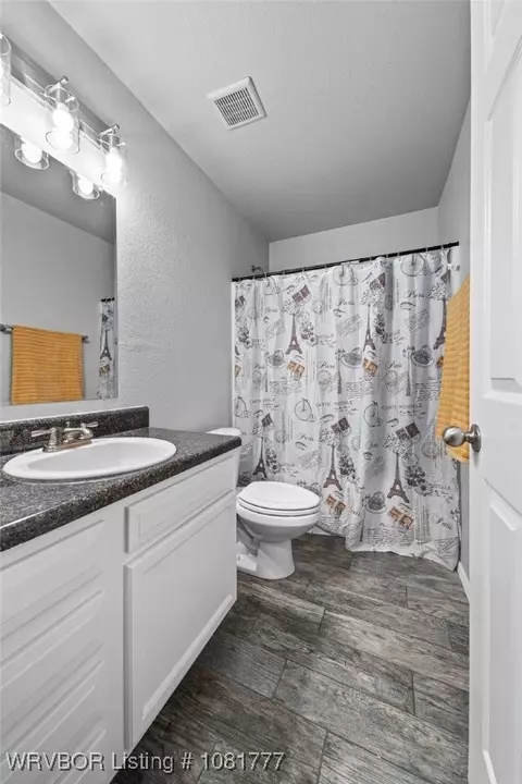 Bath - 7700 Huntington Way, Fort Smith, AR 72916 photo 1 of 1