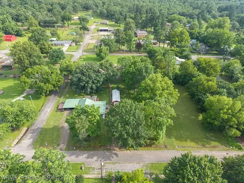 View/Area - 809 Broadway St, Mansfield, AR 72944 photo 4 of 9
