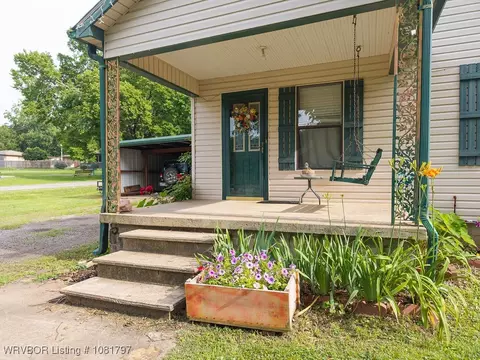 Exterior - 809 Broadway St, Mansfield, AR 72944 photo 6 of 17