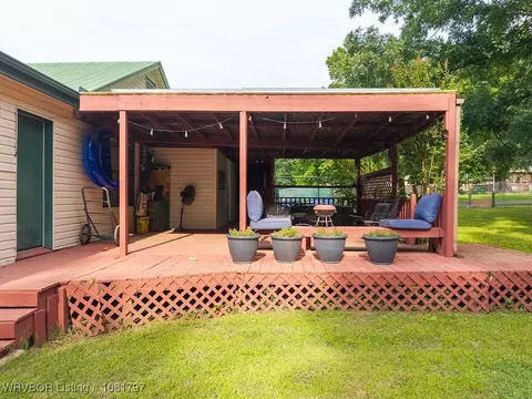 Exterior - 809 Broadway St, Mansfield, AR 72944 photo 11 of 17