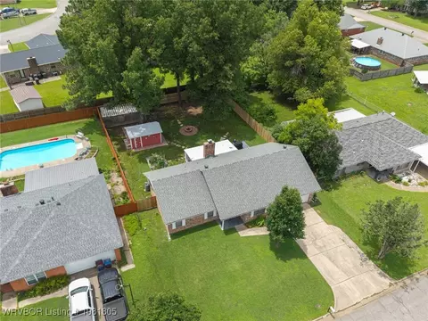 7818 Meadow Dr, Fort Smith, AR 72908 photo 2