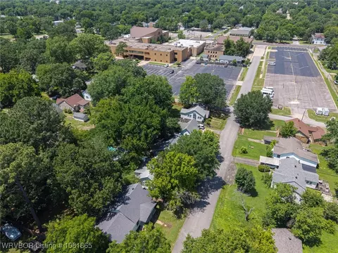 705 N 40th St, Fort Smith, AR 72903 photo 38