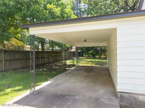 705 N 40th St, Fort Smith, AR 72903 photo 3