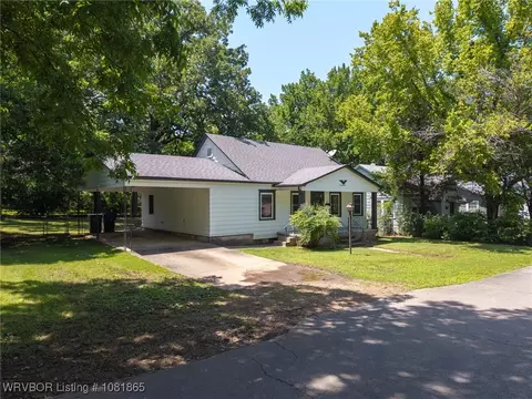 705 N 40th St, Fort Smith, AR 72903 photo 2