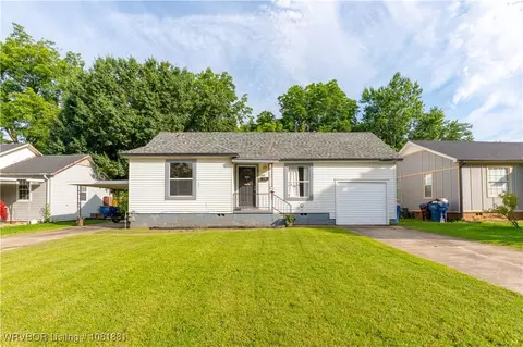 3708 Morris Dr, Fort Smith, AR 72904