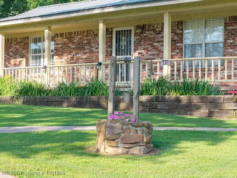 Exterior - 6810 Robin Way, Ozark, AR 72949 photo 5 of 17