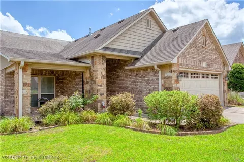 2905 Brighton Ct, Fort Smith, AR 72903 photo 2