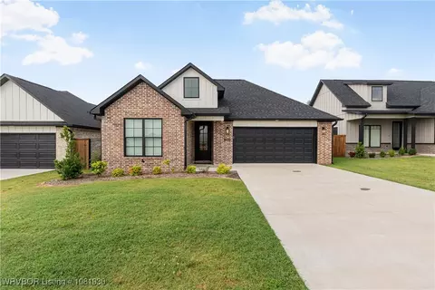 9012 Kirkwood Rdg, Fort Smith, AR 72916