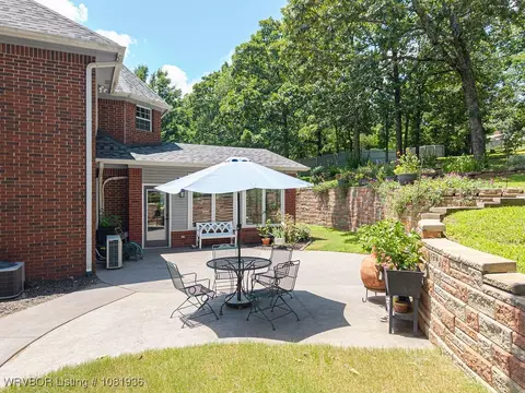 Exterior - 9301 Canopy Oaks Dr, Fort Smith, AR 72903 photo 6 of 7