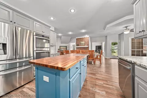 Kitchen - 9301 Canopy Oaks Dr, Fort Smith, AR 72903 photo 1 of 2