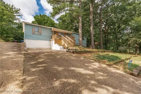 2828 Independence St, Fort Smith, AR 72901 photo 4
