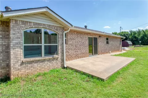 807 Broadway St, Huntington, AR 72940 photo 32