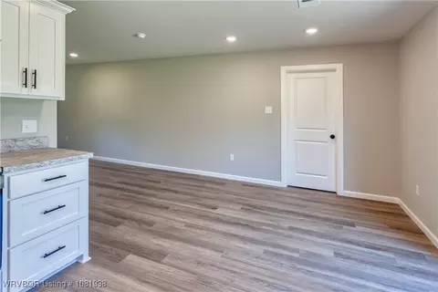807 Broadway St, Huntington, AR 72940 photo 14