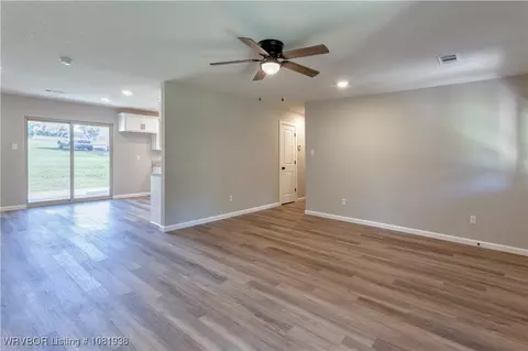 807 Broadway St, Huntington, AR 72940 photo 10