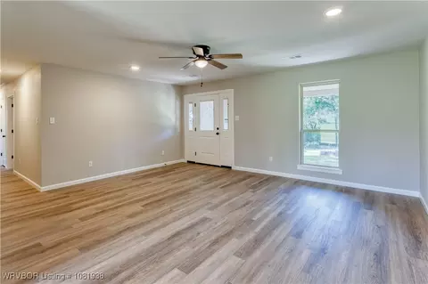 807 Broadway St, Huntington, AR 72940 photo 9
