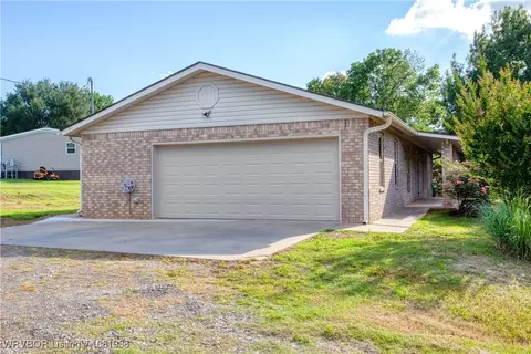 807 Broadway St, Huntington, AR 72940 photo 6