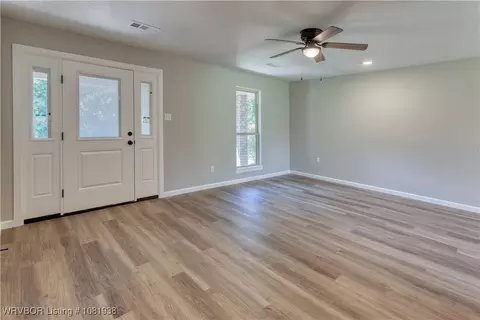807 Broadway St, Huntington, AR 72940 photo 8
