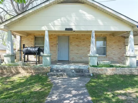 1120 Second St, Charleston, AR 72933