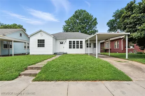 803 Clifton Ct, Fort Smith, AR 72901