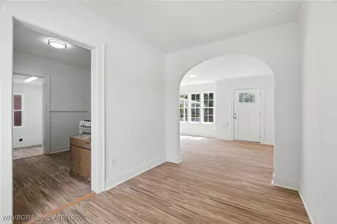 Entry Way - 803 Clifton Ct, Fort Smith, AR 72901 photo 1 of 2