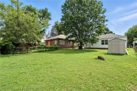 Exterior - 803 Clifton Ct, Fort Smith, AR 72901 photo 3 of 4